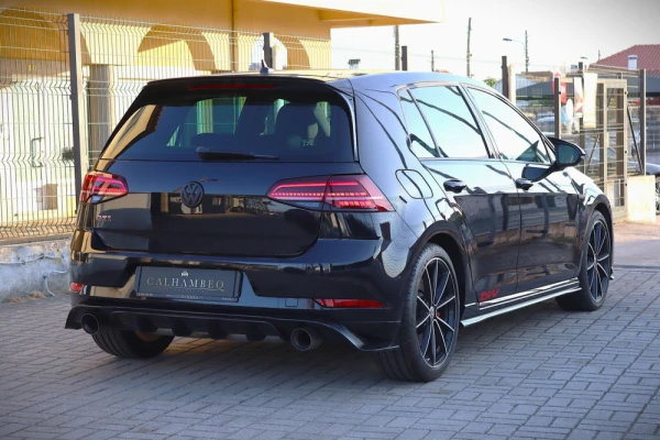 Volkswagen Golf 2.0 TSI GTi TCR DSG 3