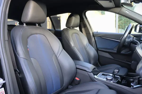 BMW 120 d Pack Desportivo M 29