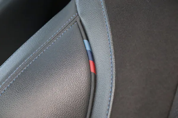 BMW 320 e Touring Pack M Auto 17