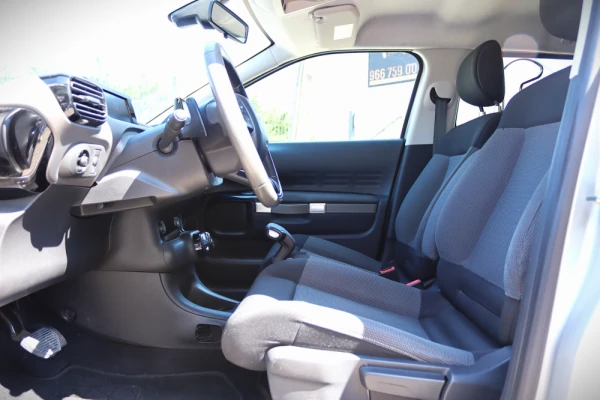 Citroën C4 Cactus 1.6 e-HDi Feel ETG6 17