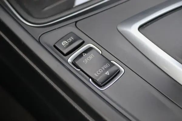 BMW 318 d Aut. Sport Line 6
