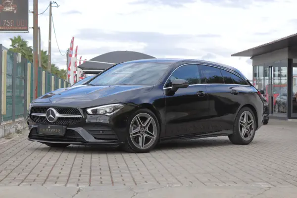 Mercedes-Benz CLA 180 d Shooting Brake AMG Line Aut. 1