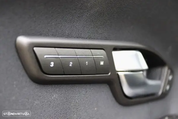 Land Rover Range Rover Evoque 2.2 SD4 Dynamic Auto 6