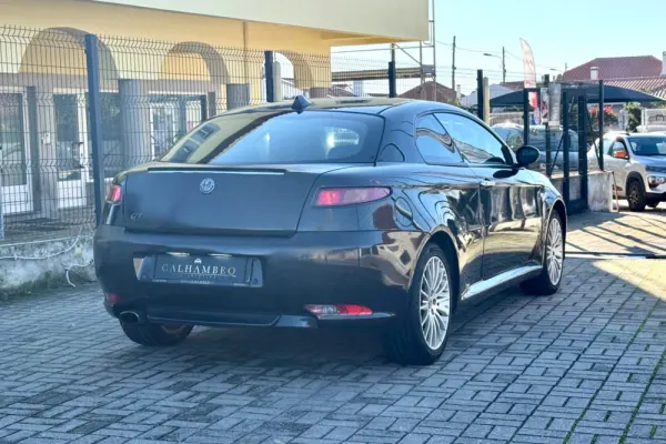 Alfa Romeo GT 1.9 JTD M-JET Blackline 3