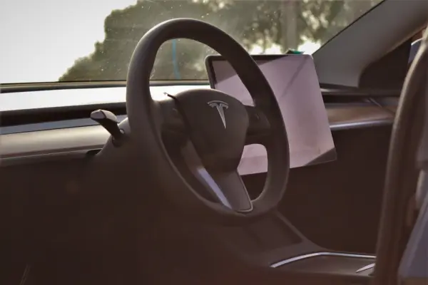 Tesla Model 3 Standard Range Plus RWD 13