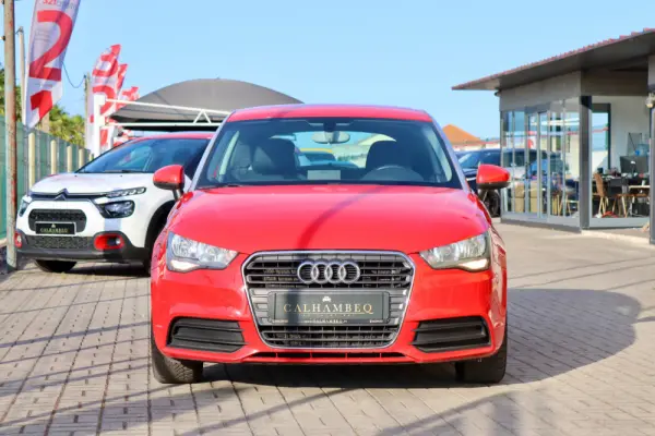 Audi A1 1.2 TFSI Attraction 2