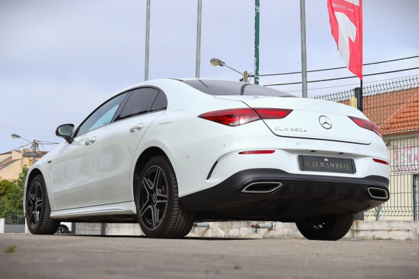 Mercedes-Benz CLA 250 e AMG Line 11
