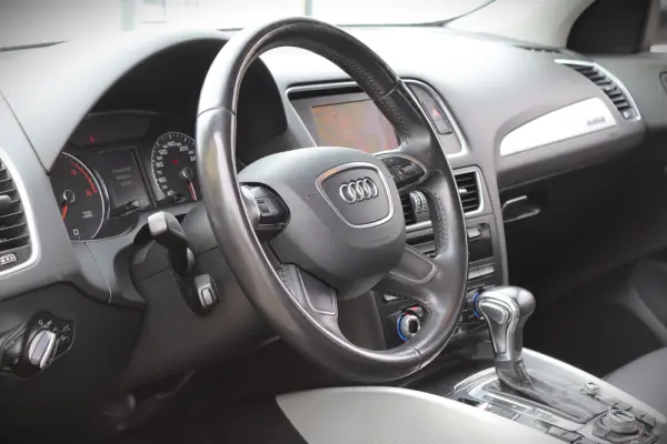 Audi Q5 2.0 TDI quattro S-line S-tronic 7