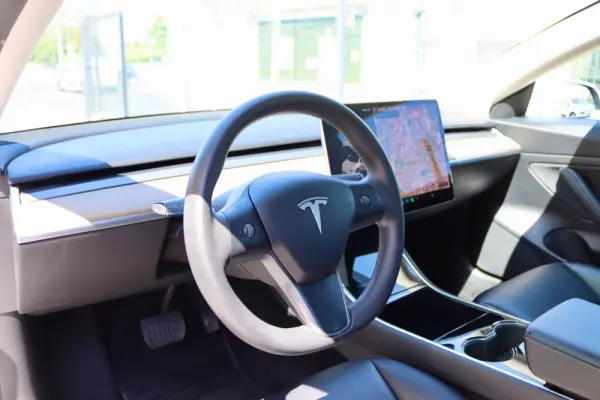 Tesla Model 3 Standard Range Plus RWD 8