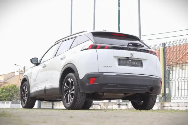 Peugeot 2008 1.2 PureTech Allure 7