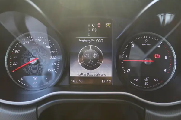 Mercedes-Benz V 220 d Aut. 17