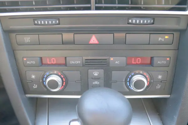 Audi A6 Avant 3.0 TDi V6 quattro S-line Tiptronic 19