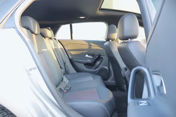 Mercedes-Benz CLA 200 d Shooting Brake Progressive Aut. 23