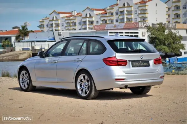BMW 318 d Touring Advantage Auto 10