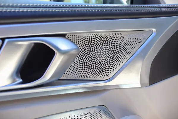 BMW M850i xDrive 20