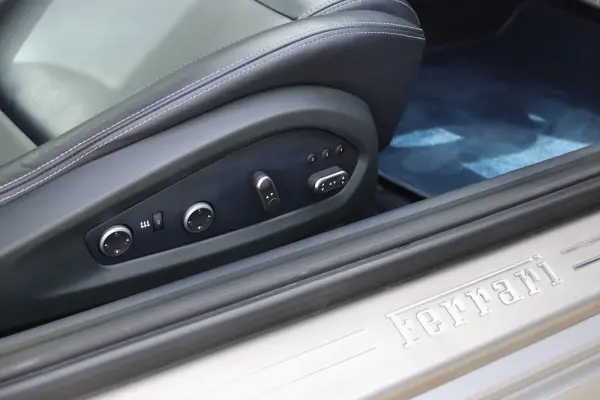 Ferrari FF Standard 52