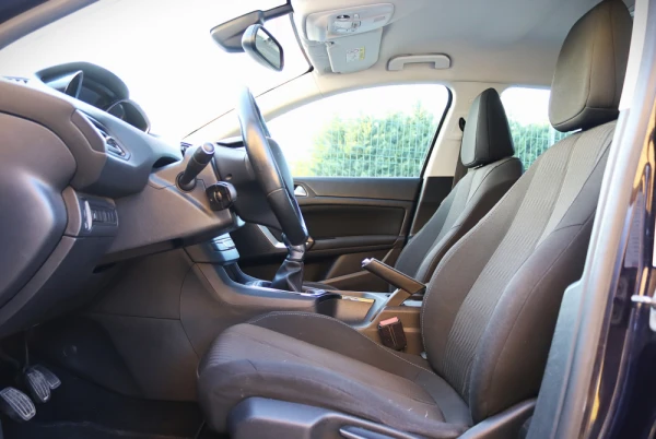 Peugeot 308 SW 1.6 BlueHDi Active 14