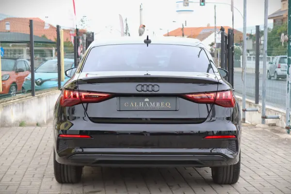 Audi A3 Limousine 30 TFSI S tronic 11