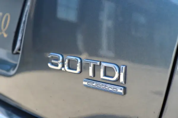 Audi A6 Avant 3.0 TDi V6 quattro S-line Tiptronic 11