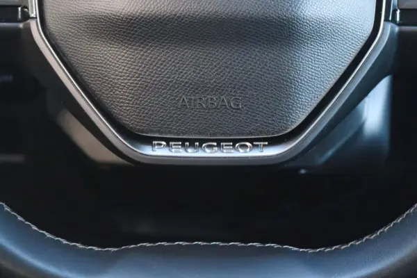 Peugeot 3008 1.6 Hybrid Allure Pack e-EAT8 9