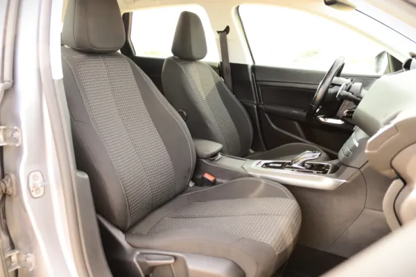 Peugeot 308 SW 1.5 BlueHDi Allure Pack EAT8 16