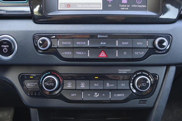 Kia e-Niro 64kWh 27