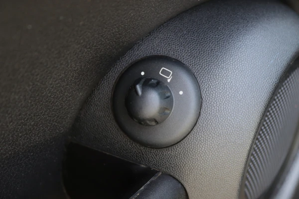 MINI 3 Portas Cooper D 14