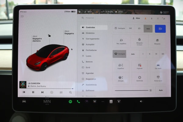 Tesla Model 3 Long Range Tração Integral 26