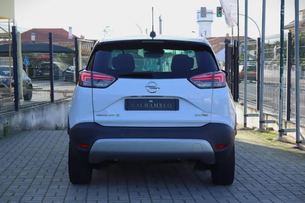 Opel Crossland X 1.2 T 120 Anos 9