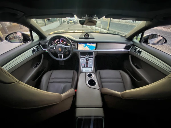 Porsche Panamera 4 E-Hybrid 40