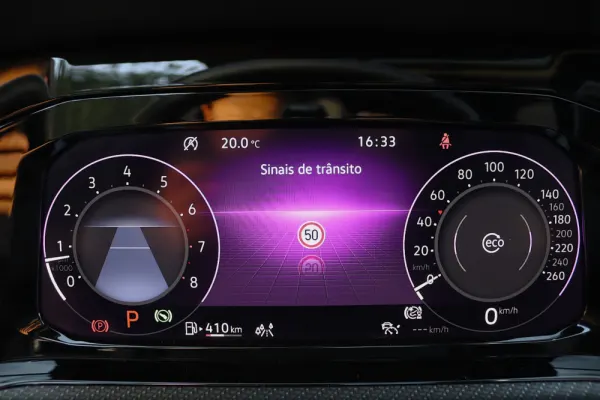 Volkswagen Golf 1.5 eTSI R-Line DSG 21