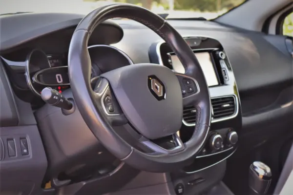 Renault Clio Sport Tourer 0.9 TCe Limited 8