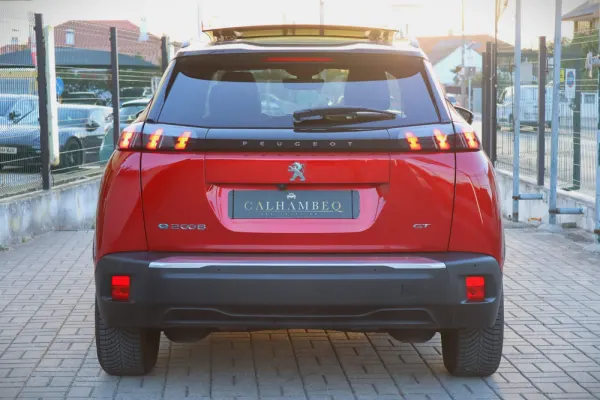 Peugeot e-2008 50 kWh GT 10