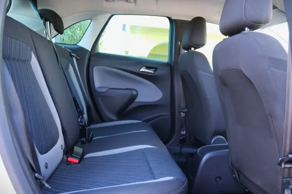 Opel Crossland X 1.2 T 120 Anos 26