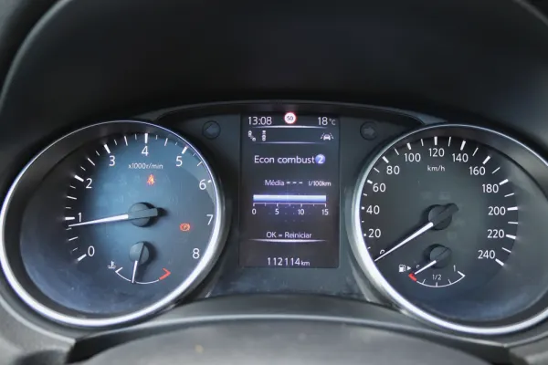 Nissan Qashqai 1.2 DIG-T Tekna Premium Pele RS 26