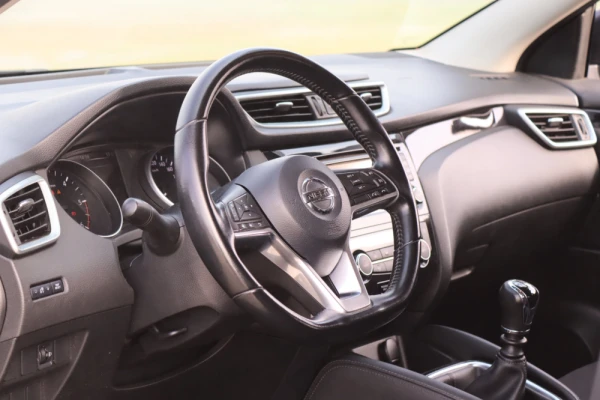 Nissan Qashqai 1.5 DCI N-Connecta 11