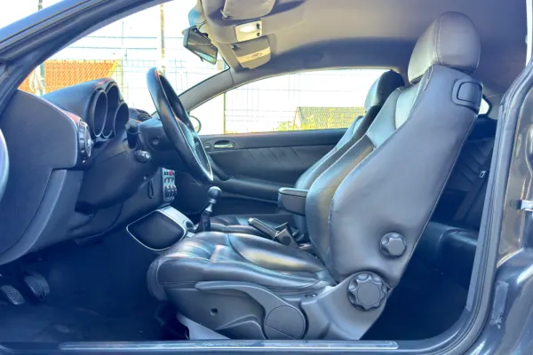 Alfa Romeo GT 1.9 JTD M-JET Blackline 15