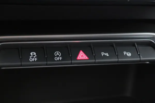 Audi A3 Limousine 30 TFSI S tronic 22