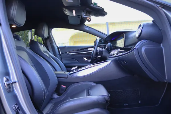 Mercedes-Benz AMG GT 53 4Matic+ 33