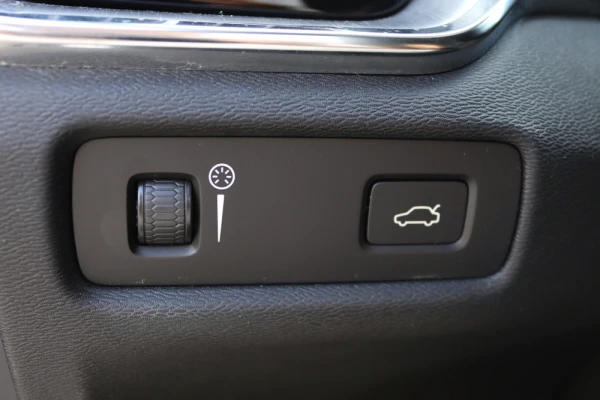 Volvo V60 B4 Momentum 5