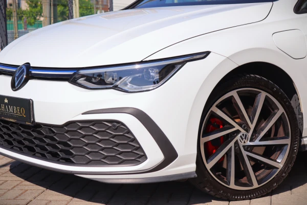 Volkswagen Golf 1.4 TSI GTE+ DSG 9