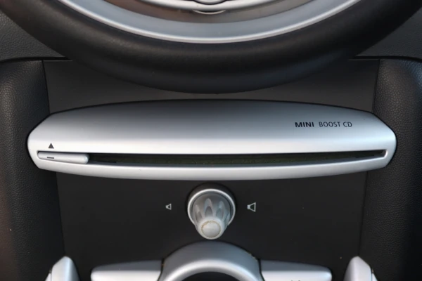 MINI 3 Portas Cooper D 21