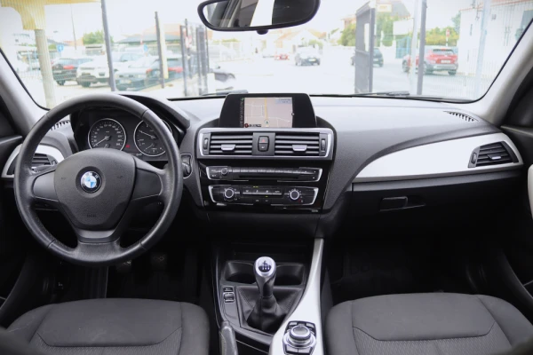 BMW 114 d Line Sport 4