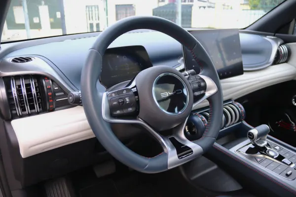 BYD Atto 3 Design 16