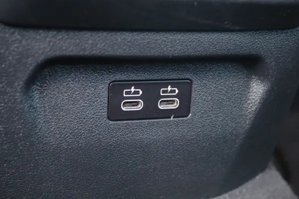 BMW 116 d Advantage Auto 30