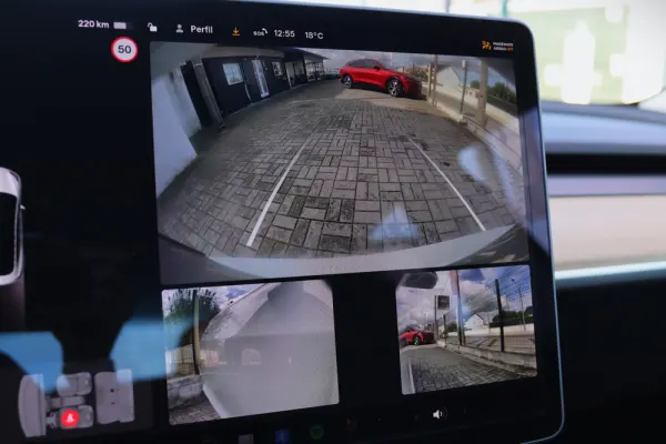 Tesla Model 3 Standard Range Plus RWD 6