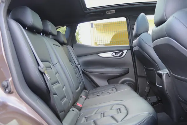 Nissan Qashqai 1.2 DIG-T Tekna Premium Pele RS 37