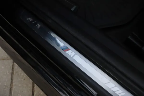 BMW 320 e Touring Pack M Auto 15