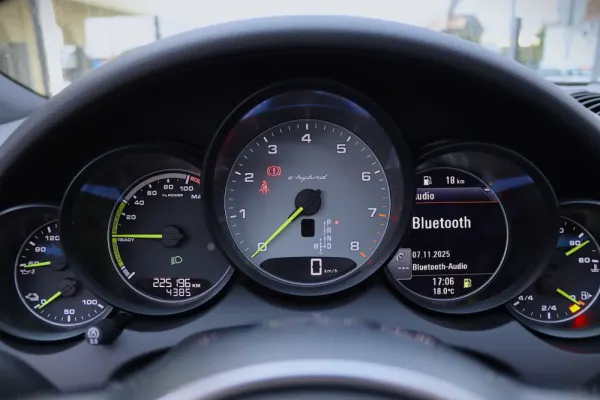 Porsche Cayenne S E-Hybrid 21