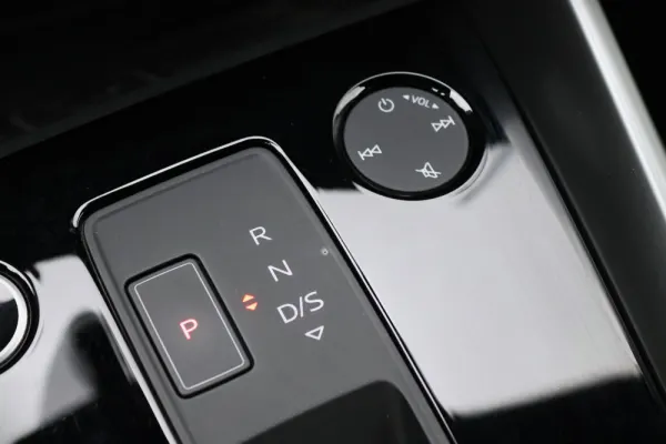 Audi A3 Limousine 30 TFSI S tronic 5